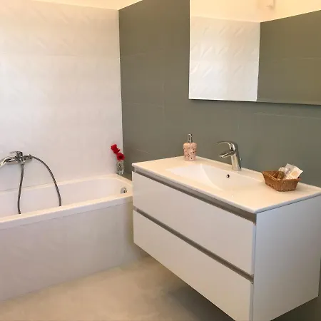 Alojamento de Acomodação e Pequeno-almoço Bee Frascati