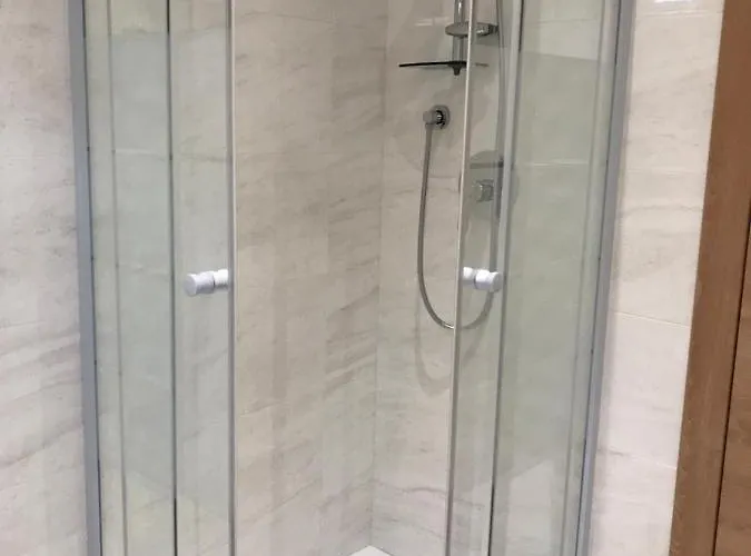 Bee Bed & Breakfast 3*