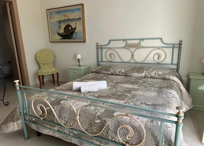 Bee 3* فراسكاتي